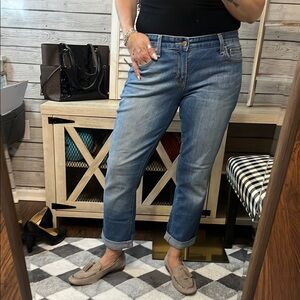 GAP Blue Relaxed Jeans Classic Denim Ankle  Style